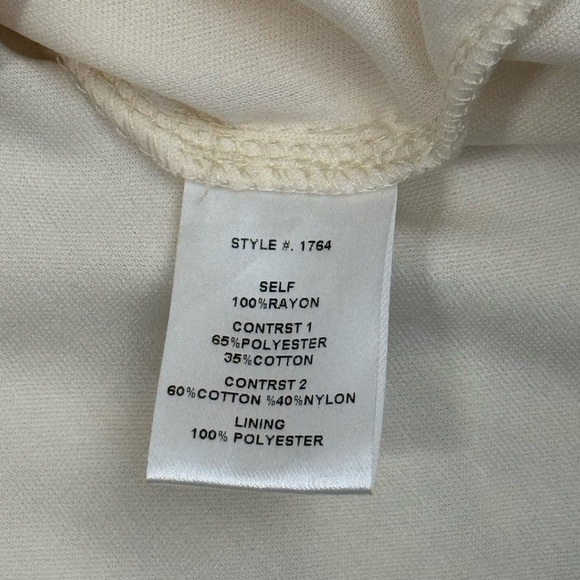 Soieblu • Short Sleeve V-Neck Mixed Lace Sheath Dress - Picture 12 of 16